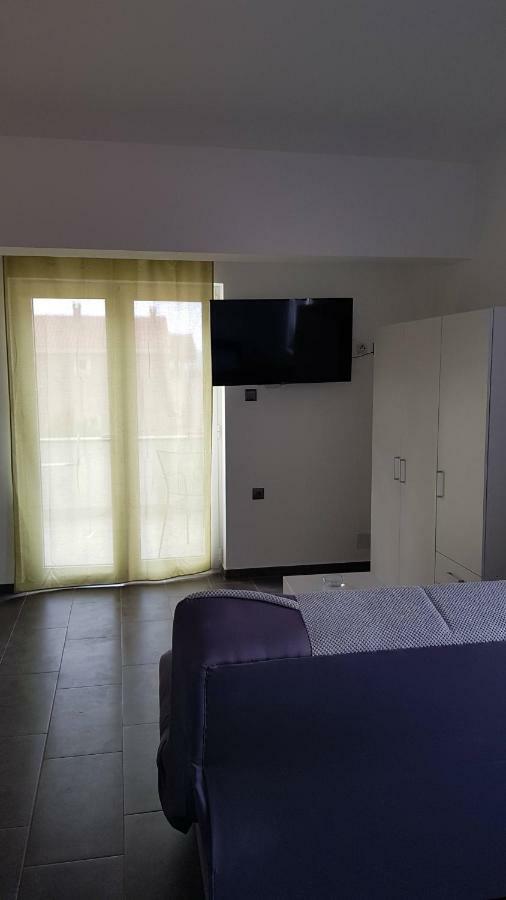 ביוגראד נה מורו Apartments Star With Pool מראה חיצוני תמונה