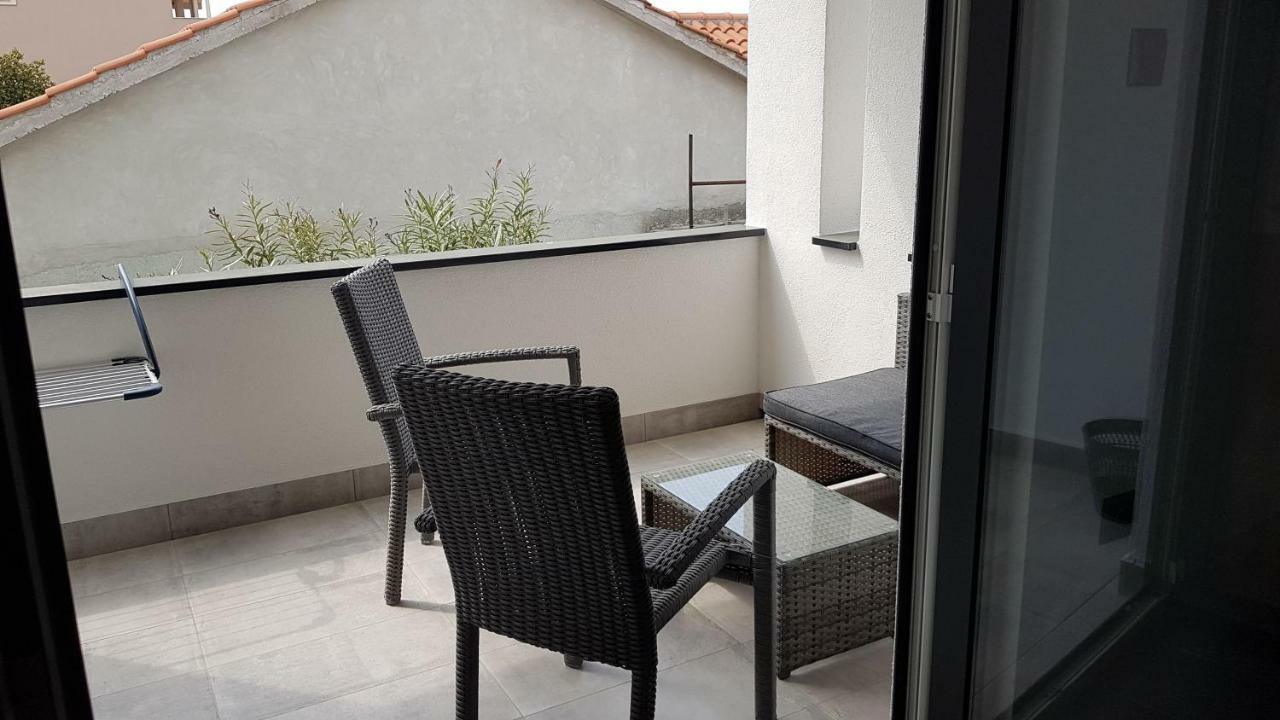 ביוגראד נה מורו Apartments Star With Pool מראה חיצוני תמונה