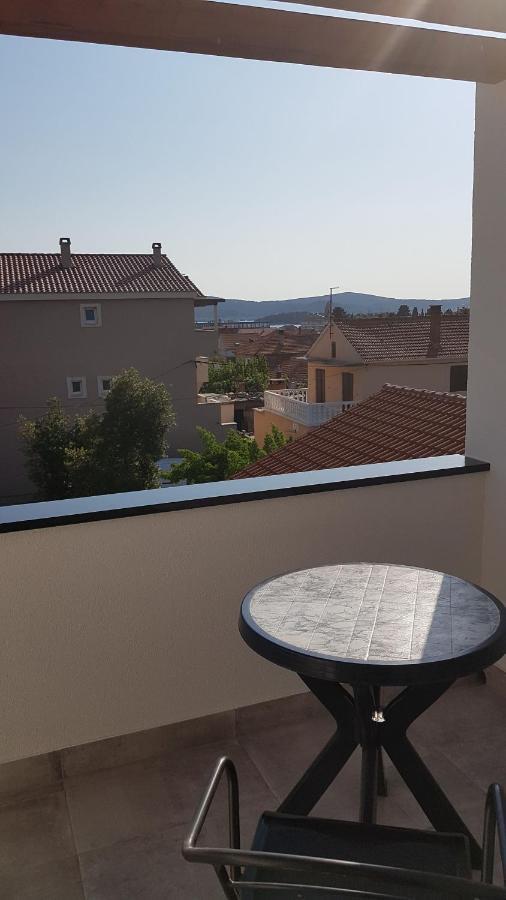 ביוגראד נה מורו Apartments Star With Pool מראה חיצוני תמונה