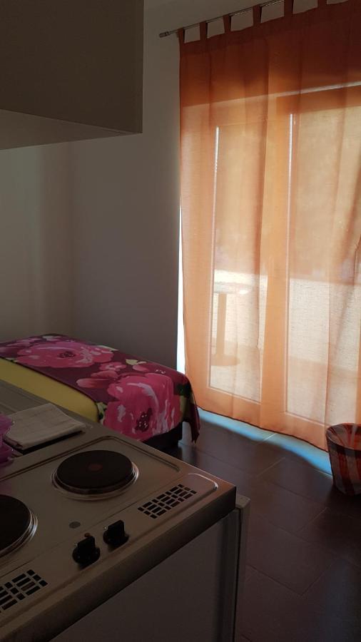 ביוגראד נה מורו Apartments Star With Pool מראה חיצוני תמונה